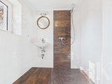 Badezimmer EG (KG)