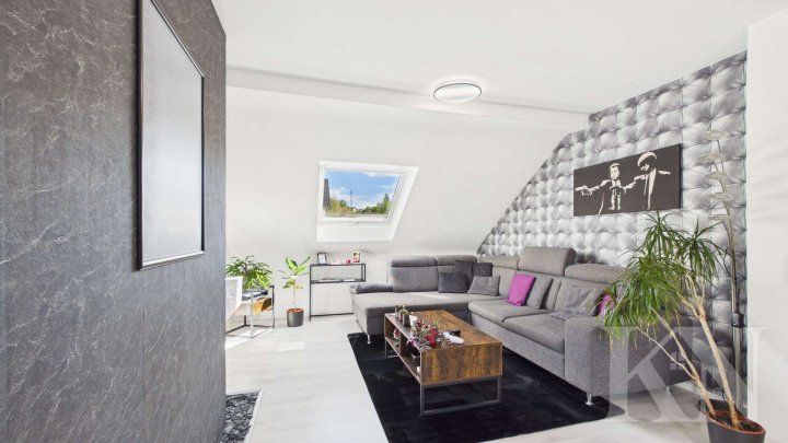 Kapitalanlage oder Eigenheim: Helle 3 ZKB-Wohnung in ruhiger Wohnlage!