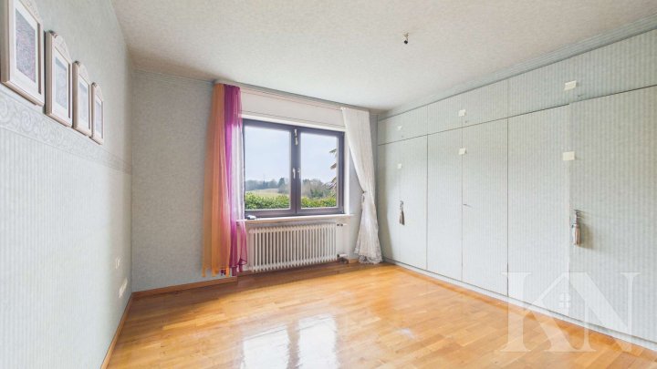 Freistehendes Einfamilienhaus in ruhiger Feldrandlage von Püttlingen – Platz für die ganze Familie