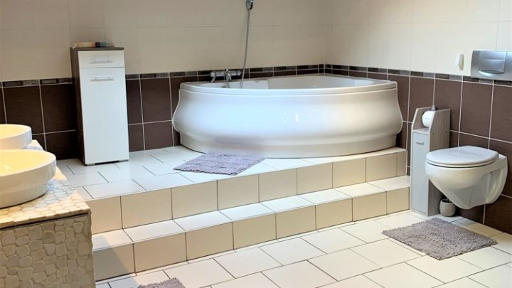 OHNE VERMITTLUNGSGEBÜHREN-DOPPELHAUSHÄLFTE, PETITE-ROSSELLE/FR, NÄHE GROSSROSSELN
