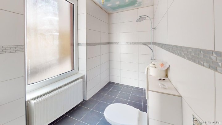 Teilsanierte Kapitalanlage zwei für eins im Herzen von Klarenthal