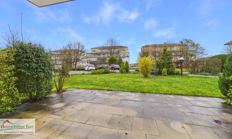 PERL:

ALTERSGERECHTE ERDGESCHOSSWOHNUNG MIT TERRASSE IN DER SENIORENGALERIE MOSELPARK!