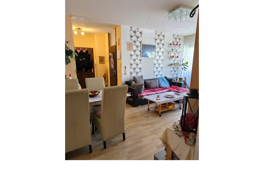 Wohn-/Esszimmer
