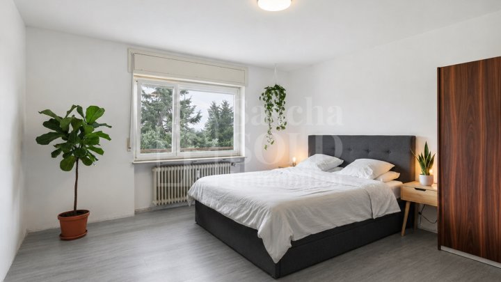 Erstbezug nach Sanierung -  ab Mitte August - Helle 2-Zimmer-Wohnung mit Balkon und Panoramablick