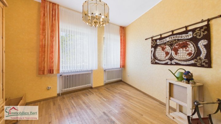 GASTSTÄTTE / WOHNHAUS MIT ELW / VIELSEITIGE VERWENDUNG / TOP LAGE VON MERZIG-HILBRINGEN