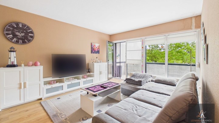Gepflegte Wohnung mit Balkon und Tiefgaragenstellplatz in Saarbrücken-Rastpfuhl