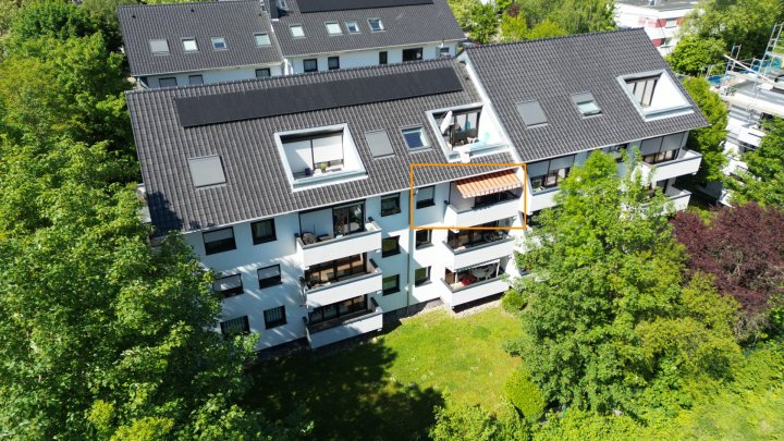 Gepflegte Wohnung mit Balkon und Tiefgaragenstellplatz in Saarbrücken-Rastpfuhl