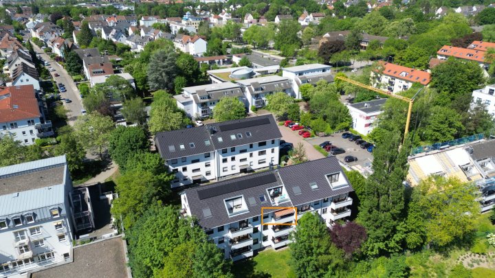 Gepflegte Wohnung mit Balkon und Tiefgaragenstellplatz in Saarbrücken-Rastpfuhl